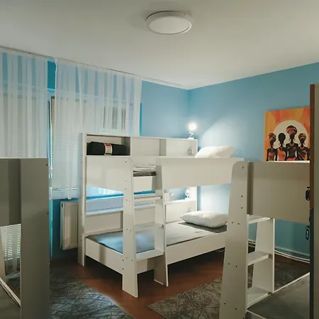 Hostel Central Skopje 호스텔