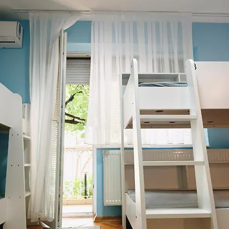 Hostel Central Skopje *