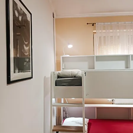 Hostel Central Skopje 호스텔